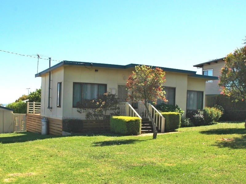 26 Bonwick Avenue, San Remo VIC 3925