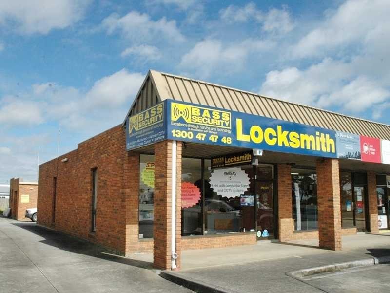 Shop 3, 65 Back Beach Road, San Remo VIC 3925