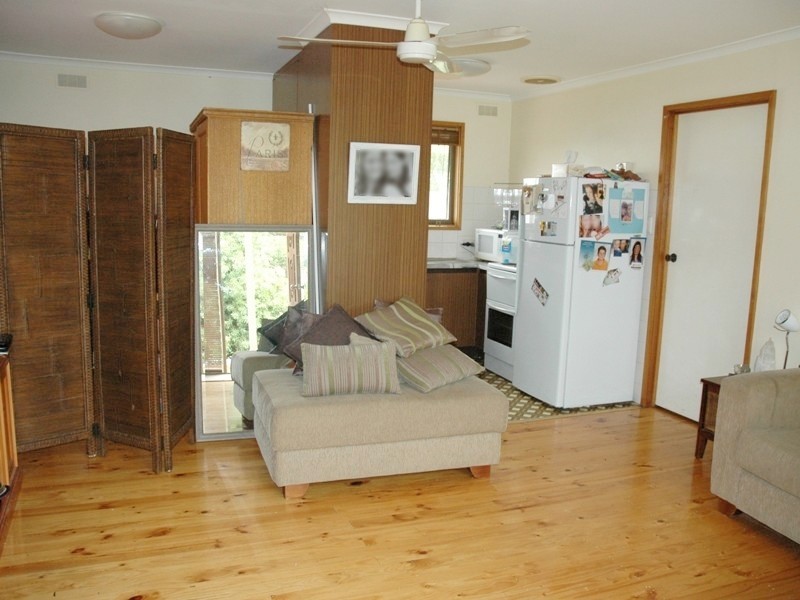 31 Phillip Island Service Road, Newhaven VIC 3925
