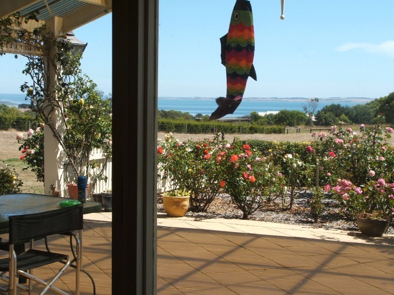 75 Potters Hill Road, San Remo VIC 3925