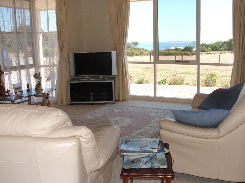 75 Potters Hill Road, San Remo VIC 3925