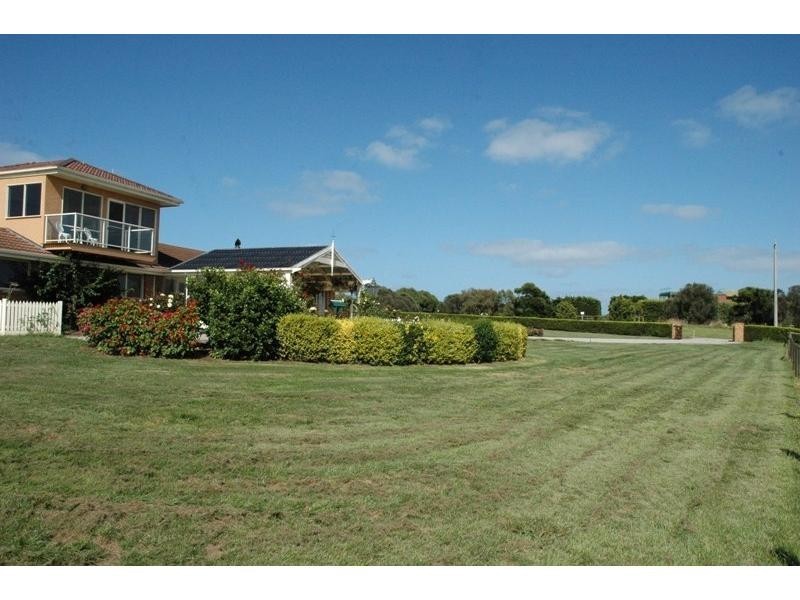 75 Potters Hill Road, San Remo VIC 3925