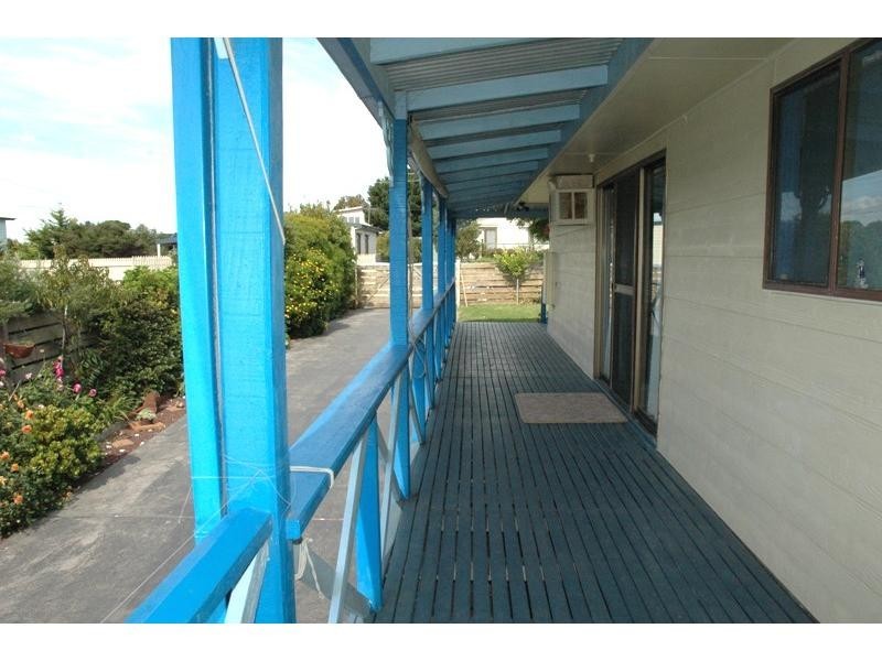 32 Tampa Road, Cape Woolamai VIC 3925