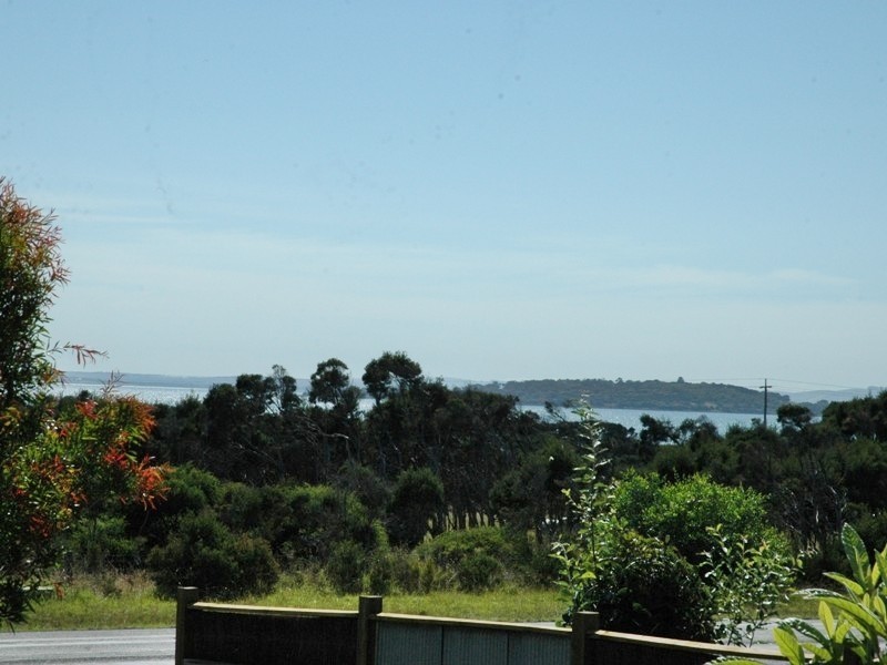 63 Phillip Island Road, Surf Beach VIC 3922