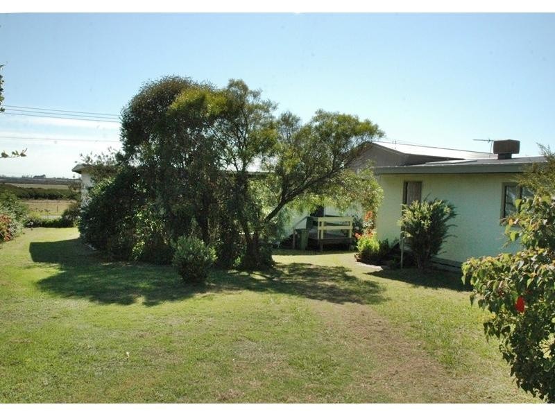 63 Phillip Island Road, Surf Beach VIC 3922