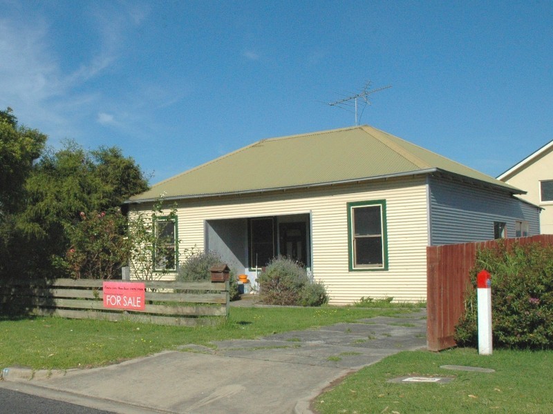 31 Bergin Grove, San Remo VIC 3925