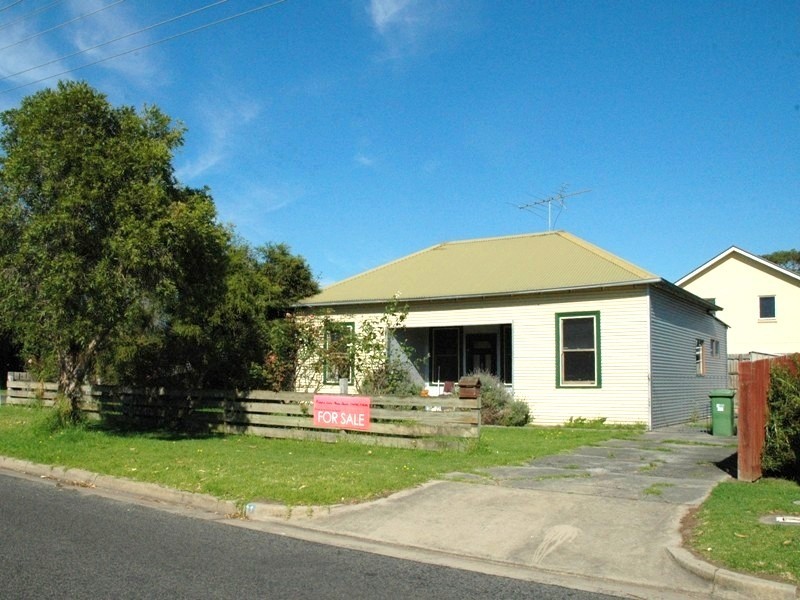 31 Bergin Grove, San Remo VIC 3925