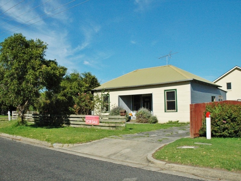 31 Bergin Grove, San Remo VIC 3925