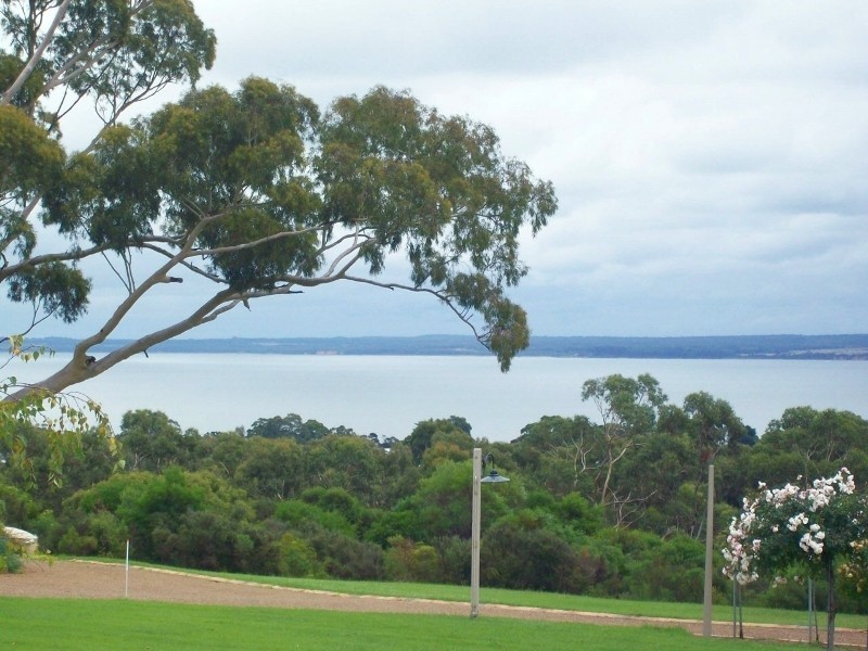 4 Hopkins Drive, Grantville VIC 3984