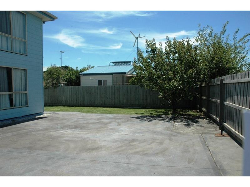 61 Back Beach Road, San Remo VIC 3925