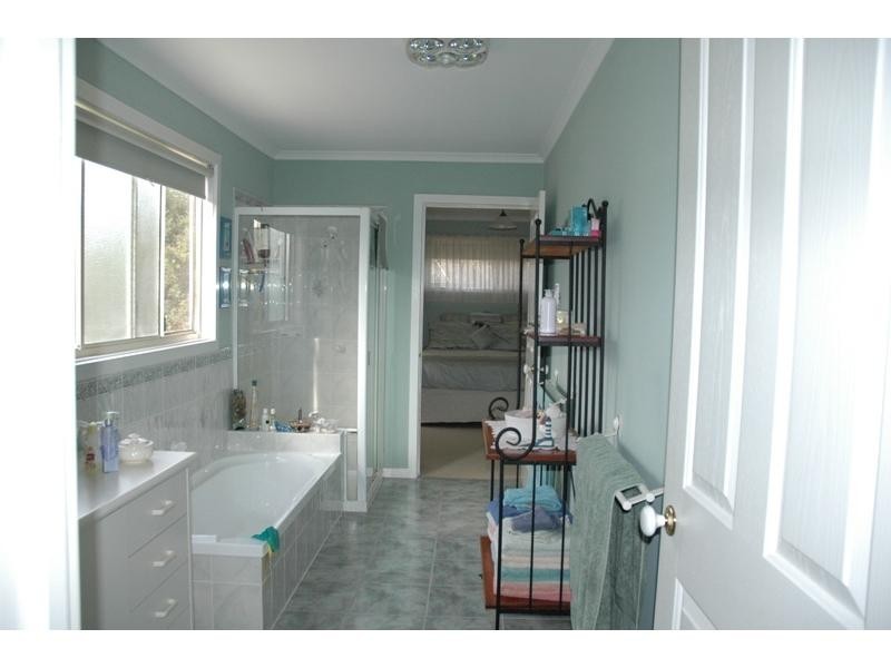 26 Ocean View Drive, San Remo VIC 3925