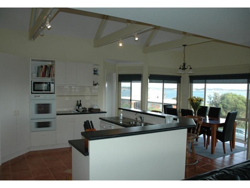 26 Ocean View Drive, San Remo VIC 3925