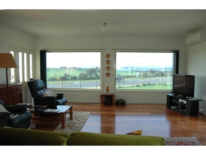 51 Phillip Island Road, Surf Beach VIC 3922