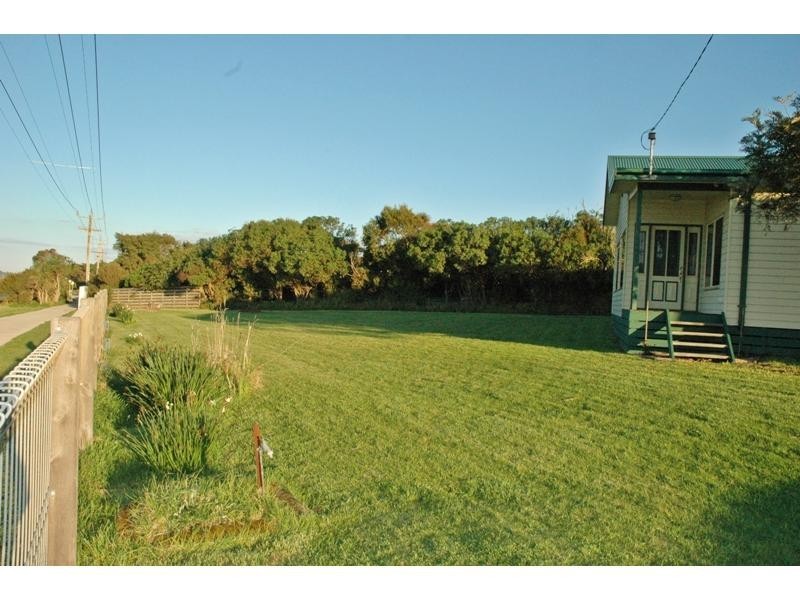 51 Phillip Island Road, Surf Beach VIC 3922