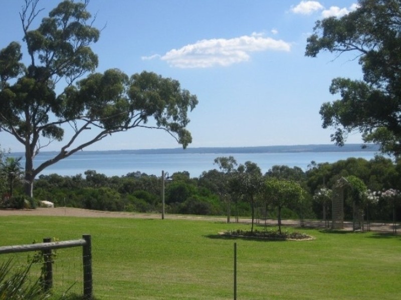 4 Hopkins Drive, Grantville VIC 3984