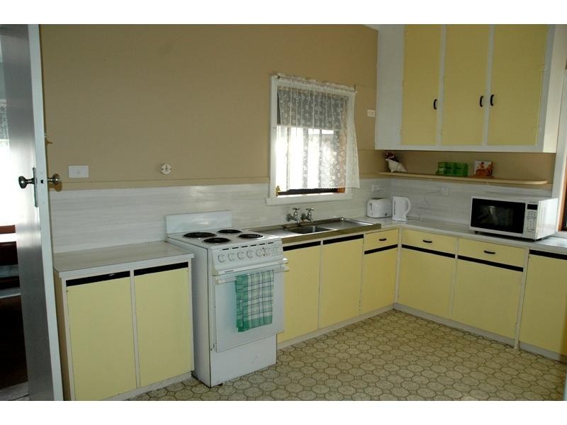 29 Bergin Grove, San Remo VIC 3925