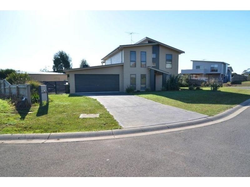 2 Settlers Court, Corinella VIC 3984
