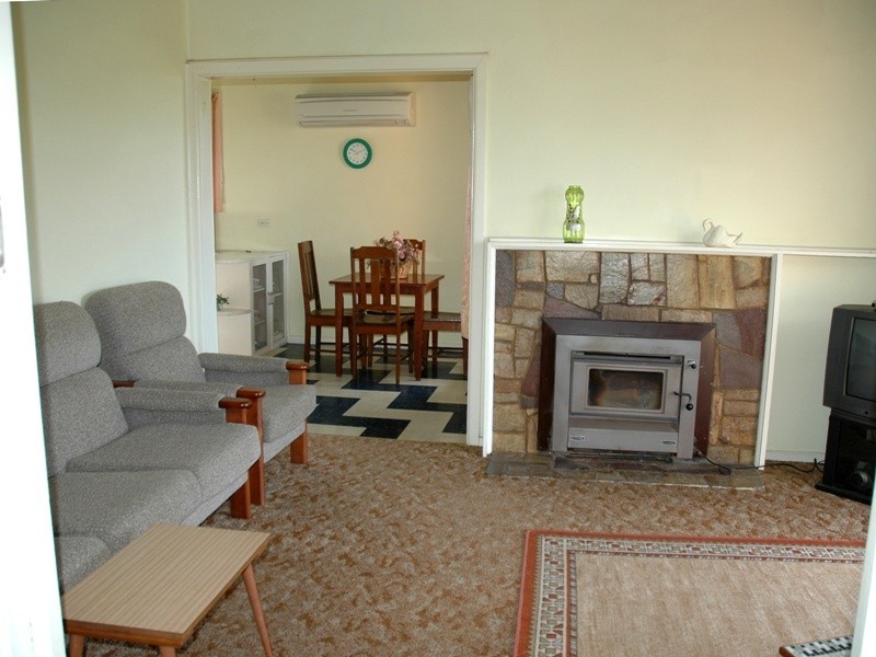 2 Seaview Street, Newhaven VIC 3925