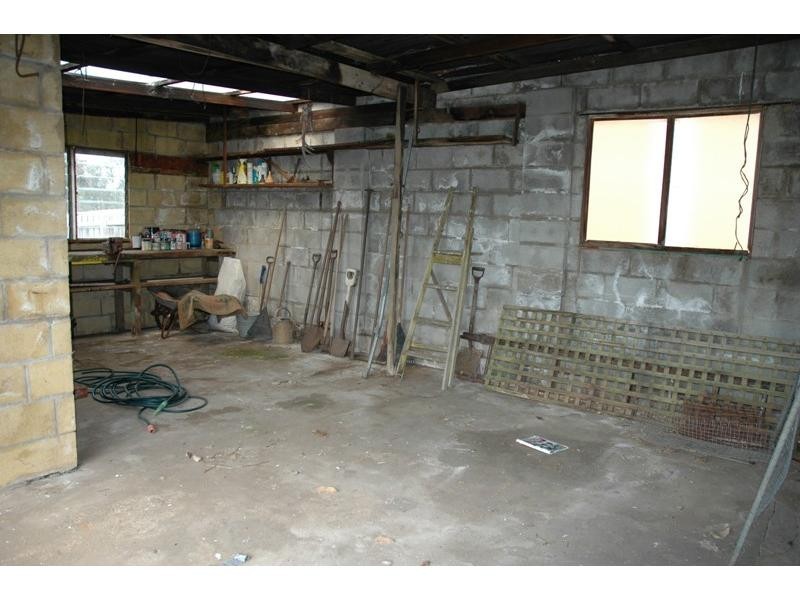 2 Seaview Street, Newhaven VIC 3925