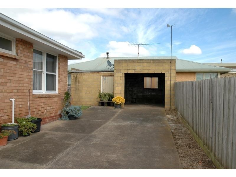 2 Seaview Street, Newhaven VIC 3925