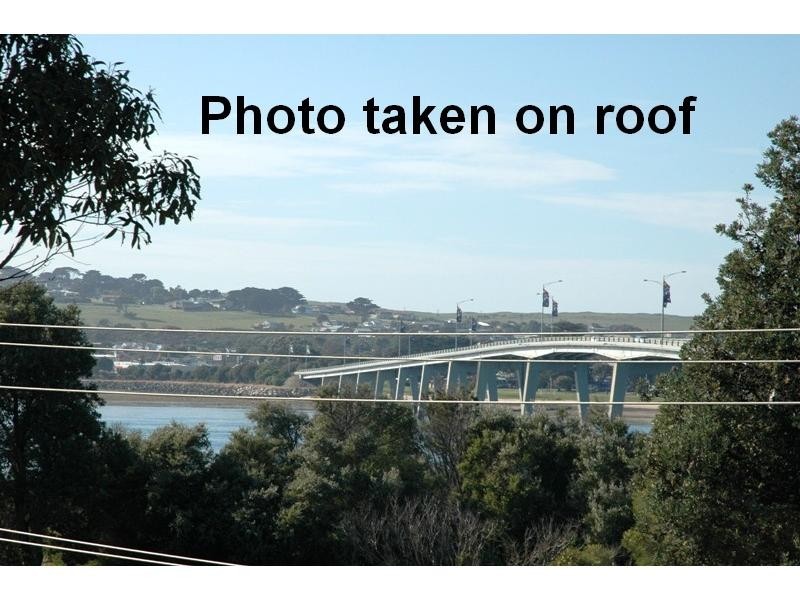 2 Seaview Street, Newhaven VIC 3925