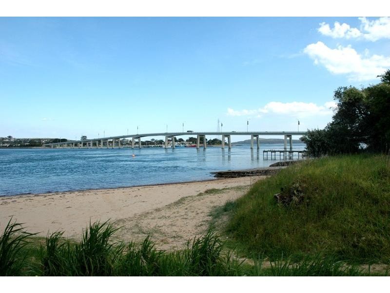 2 Seaview Street, Newhaven VIC 3925