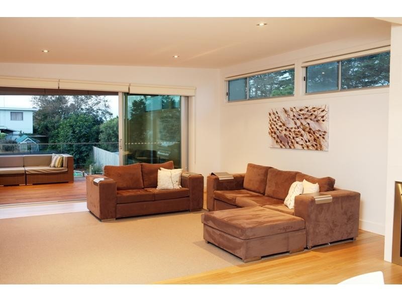 12 Anderson Street, San Remo VIC 3925