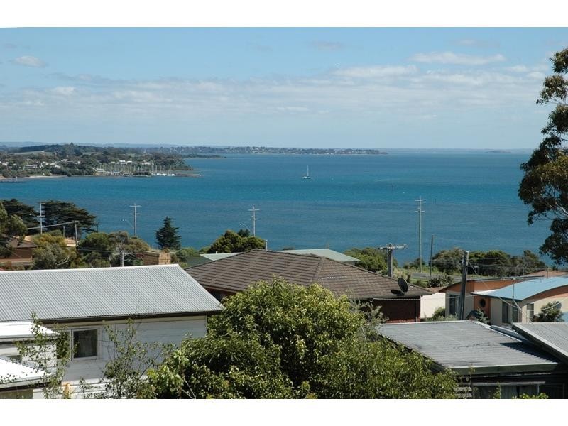 13 Harrington Drive, San Remo VIC 3925