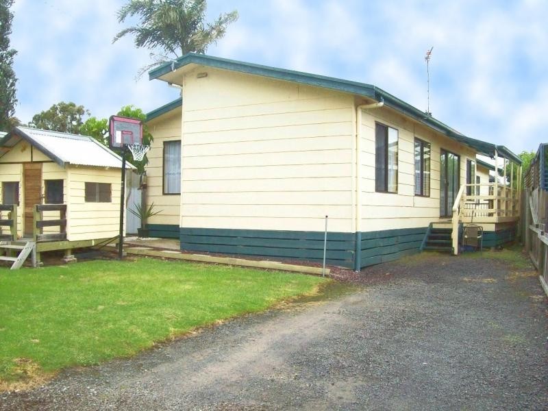 24 Sonia Crescent, Pioneer Bay VIC 3984