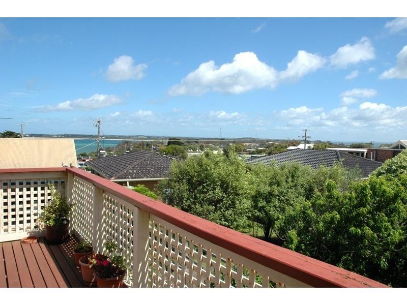 5 Shetland Heights Road, San Remo VIC 3925