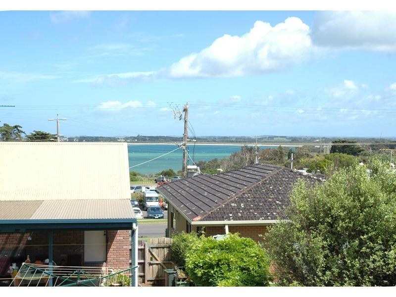 5 Shetland Heights Road, San Remo VIC 3925