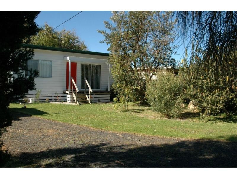 3 Cronulla Avenue, Cape Woolamai VIC 3925