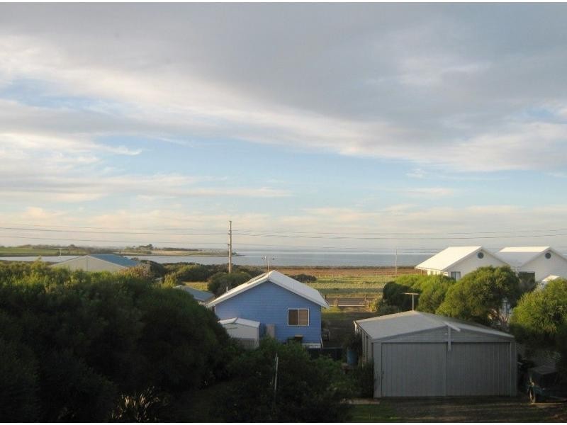20 Manly Place, Surf Beach VIC 3922