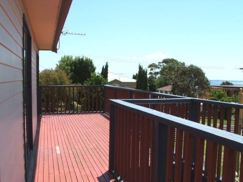 14 Harrington Drive, San Remo VIC 3925