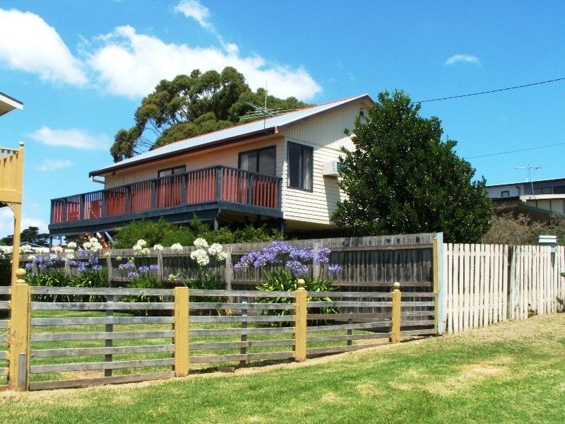14 Harrington Drive, San Remo VIC 3925