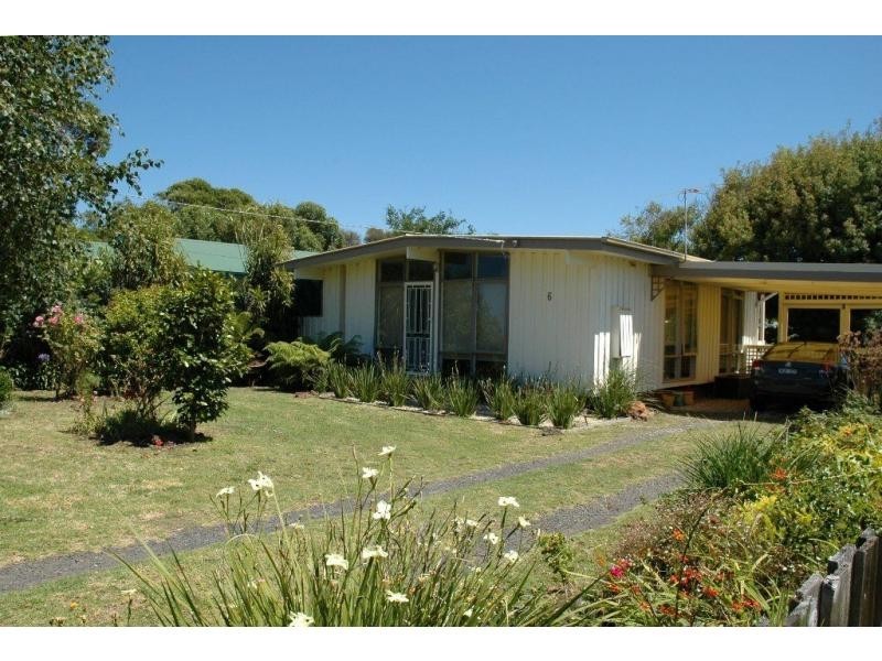 6 Cronulla Avenue, Cape Woolamai VIC 3925