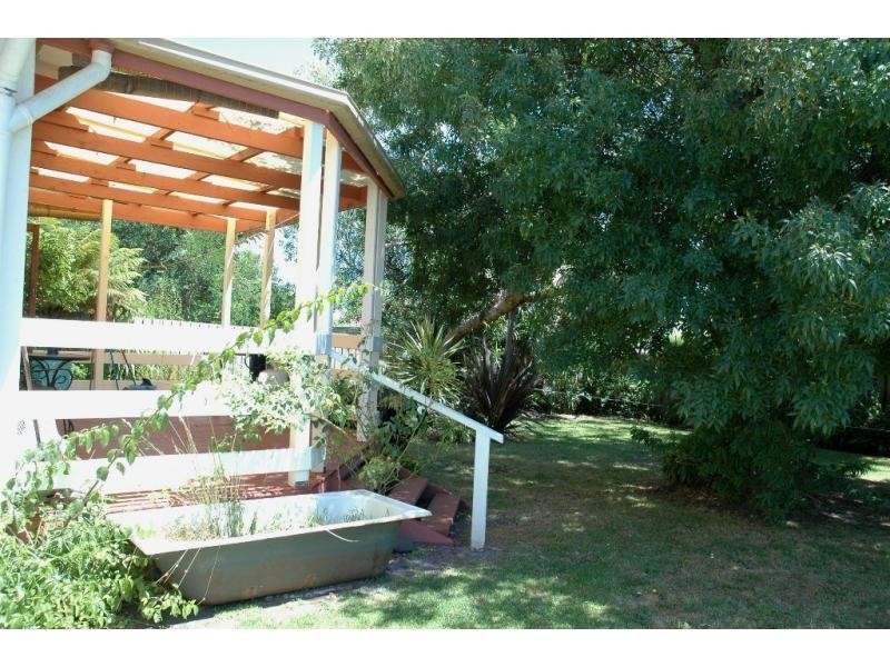 6 Cronulla Avenue, Cape Woolamai VIC 3925