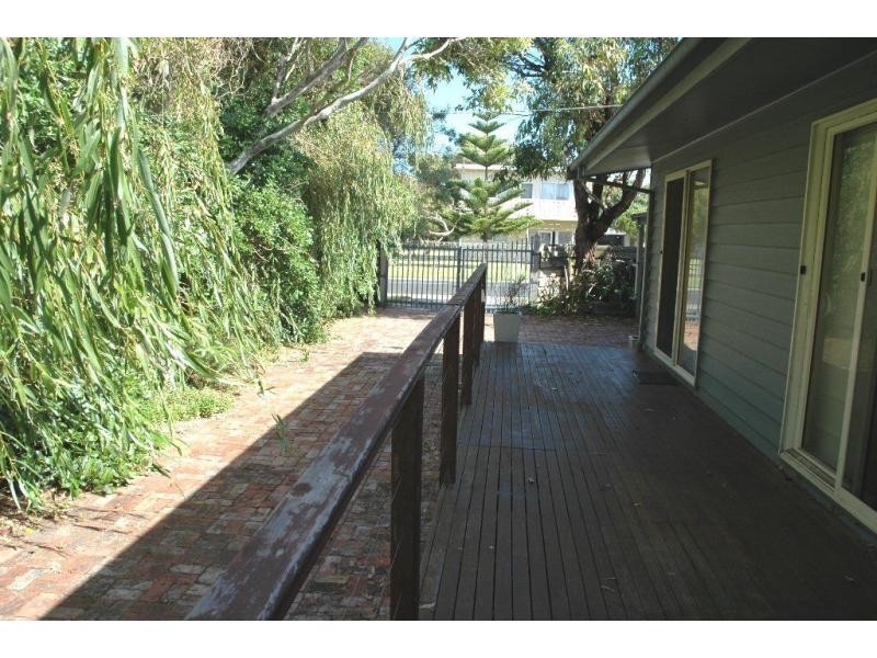 2 Cottosloe Avenue, Cape Woolamai VIC 3925