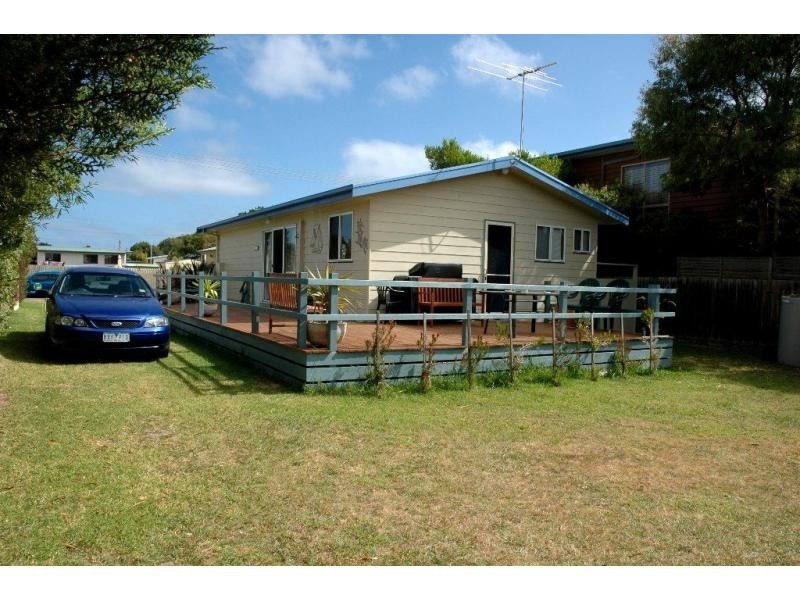 8 Seaspray Avenue, Cape Woolamai VIC 3925