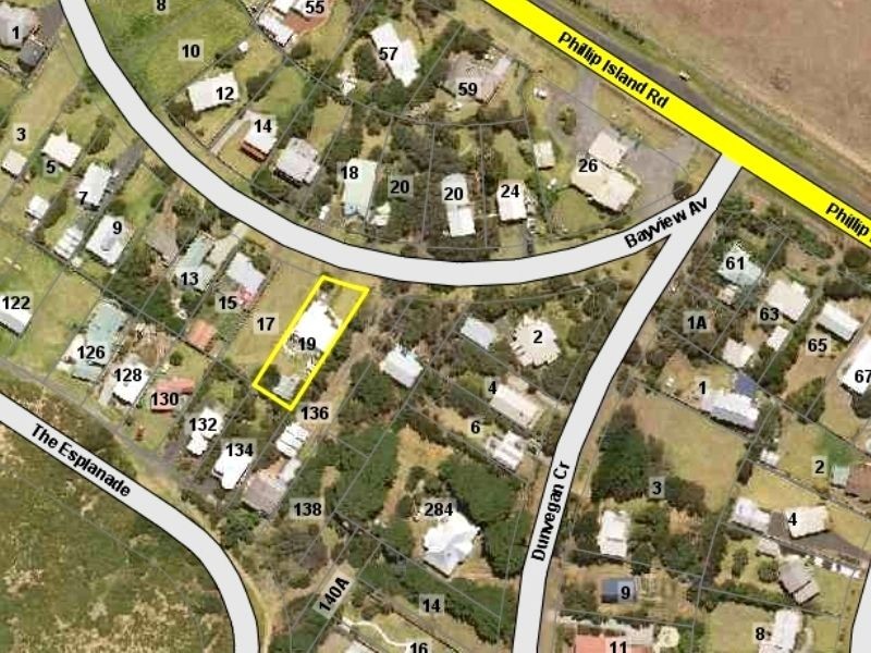 19 Bayview Avenue, Surf Beach VIC 3922
