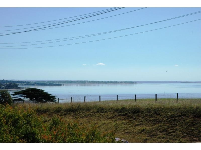 1-3 Phillip Island Road, San Remo VIC 3925