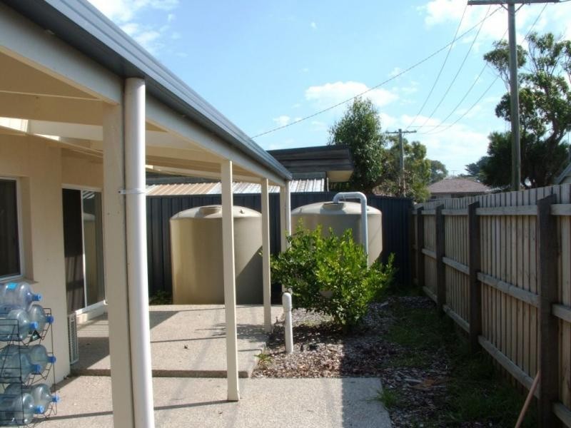 2 Park Road, San Remo VIC 3925