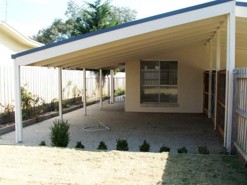 2 Park Road, San Remo VIC 3925