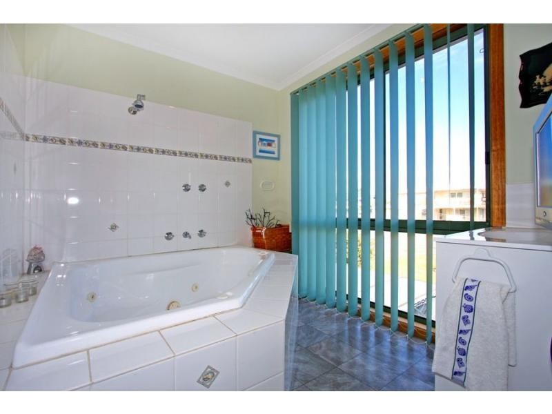 5 Ketch Close, Coronet Bay VIC 3984