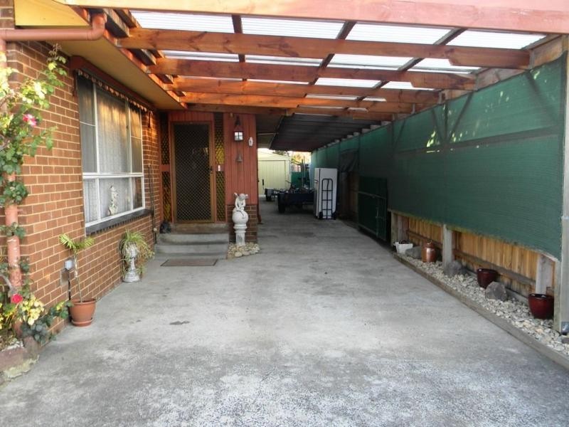 1 Hazelwood Road, San Remo VIC 3925