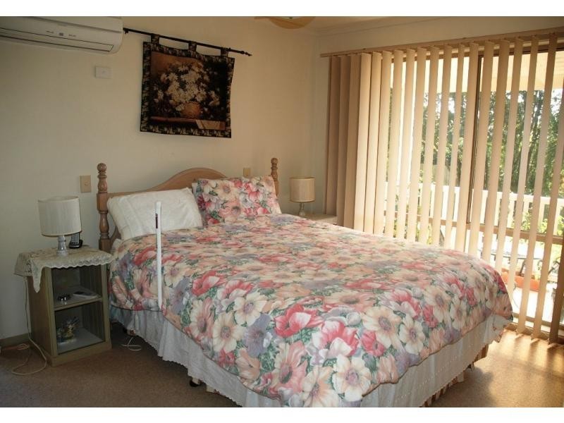 4 Bayliss Court, Cowes VIC 3922