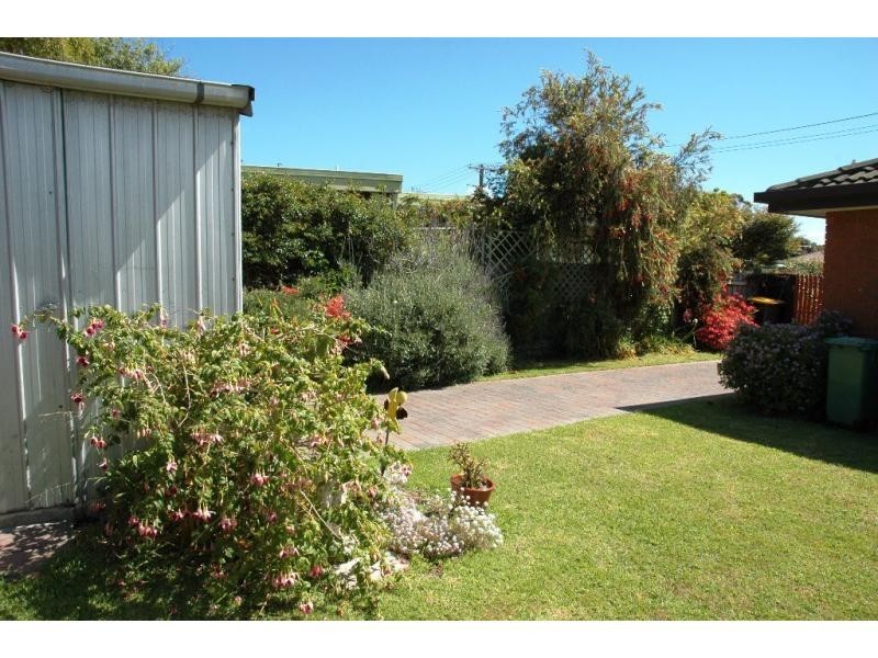 7 Park Road, San Remo VIC 3925