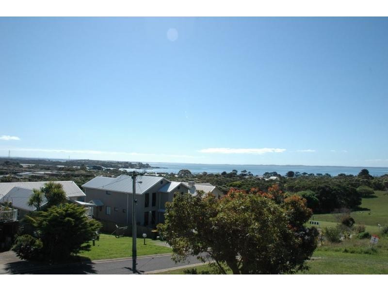 12 The Broadway, San Remo VIC 3925