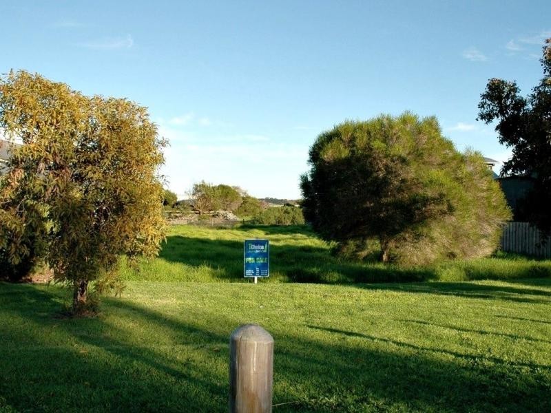 56 Boys Home Road, Newhaven VIC 3925