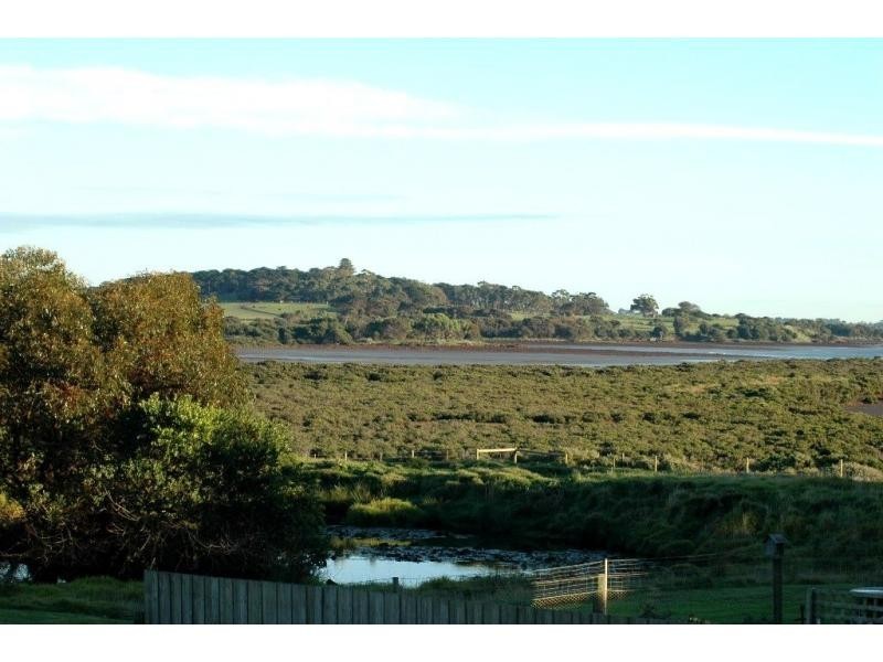 56 Boys Home Road, Newhaven VIC 3925